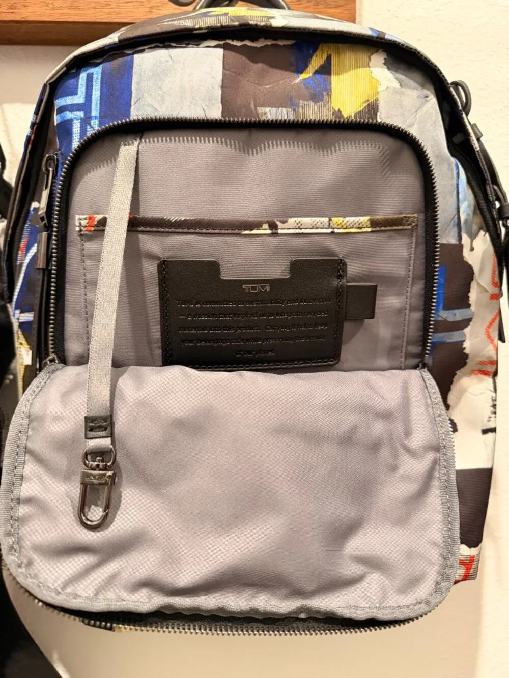 Tumi *only used